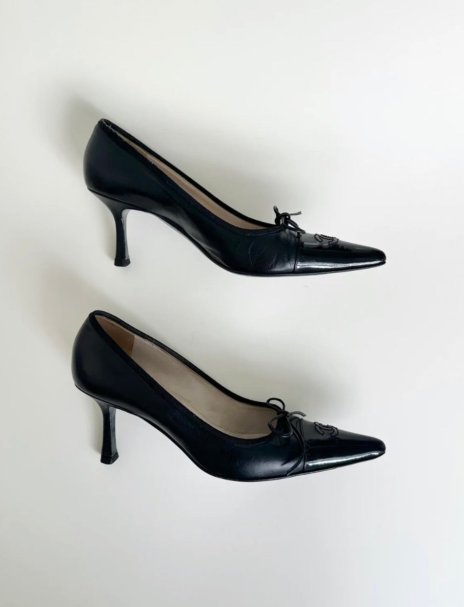 Chanel Black Logo Pumps 39