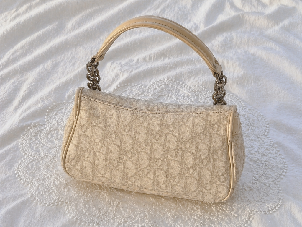 Dior romantique bag
