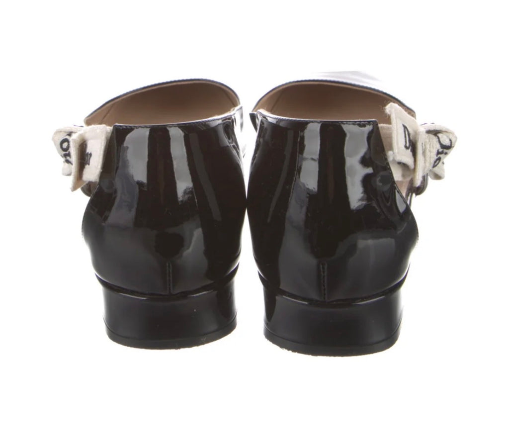 Christian Dior Patent Leather Bow Accents Pumps
